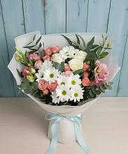 Букет цветов из:  Розы, Лизиантусы и Хризантемы в Синдор