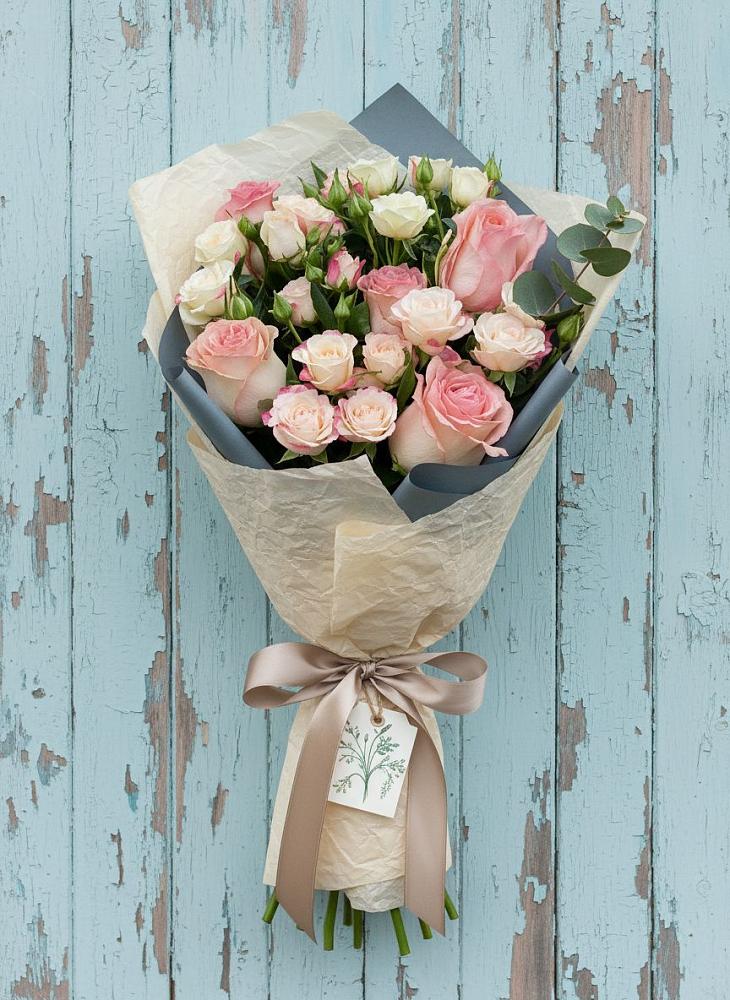 Букет цветов из: Розы в Синдор