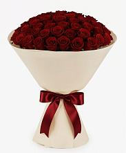 Букет 101 Бордовая роза Блэк Бакарра в Синдор