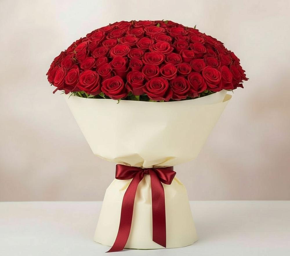 Букет 101 Красная роза Милано в Синдор