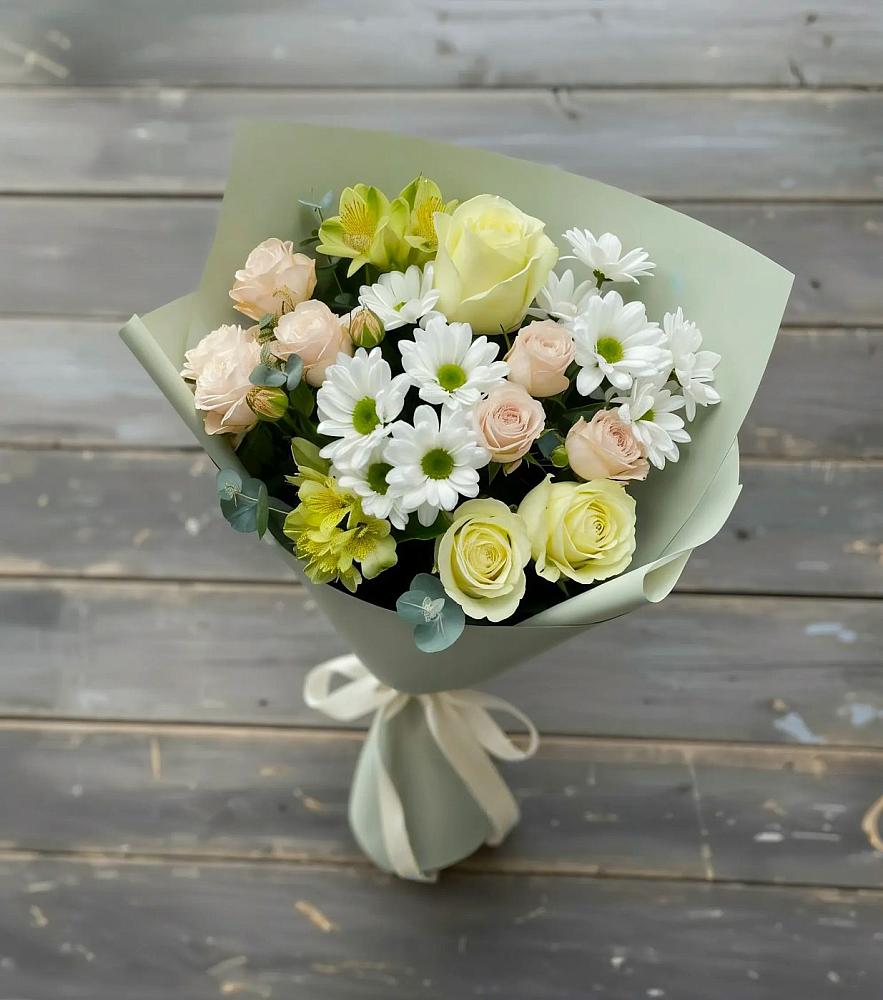 Букет цветов из: Альстромерии, Розы и Хризантемы в Синдор
