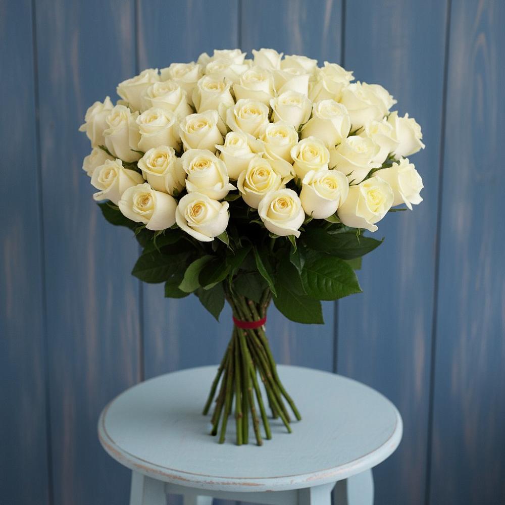 Букет 51 Белая роза Эдлесс Лав в Синдор