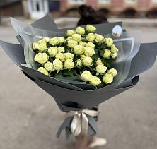 Букет Белые кустовые розы Солинеро #REPLACE_PRED# Синдор