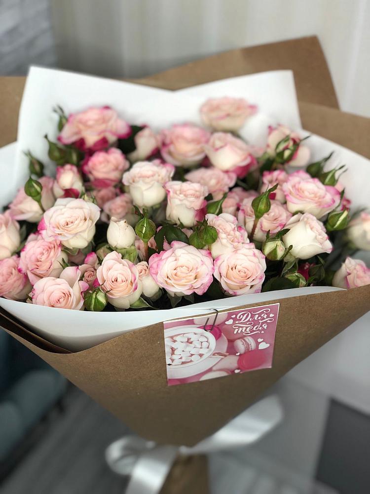 Букет цветов из: Розы в Синдор