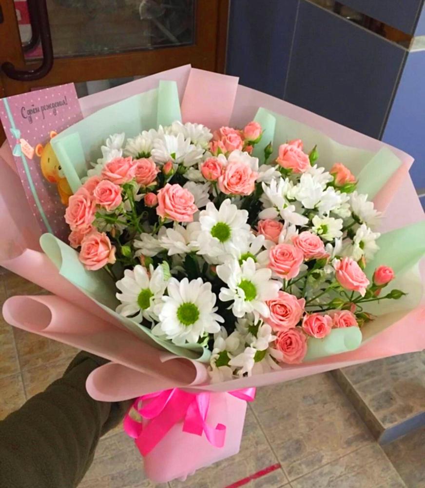 Букет цветов из: Розы и Хризантемы в Синдор