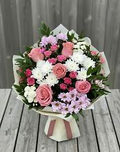 Букет цветов из:  Альстромерии, Гвоздики, Розы и Хризантемы в Синдор