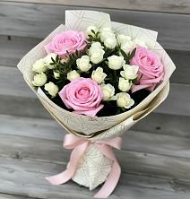 Букет цветов из:  Розы в Синдор