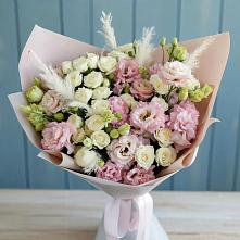 Букет цветов из:  Альстромерии и Розы в Синдор